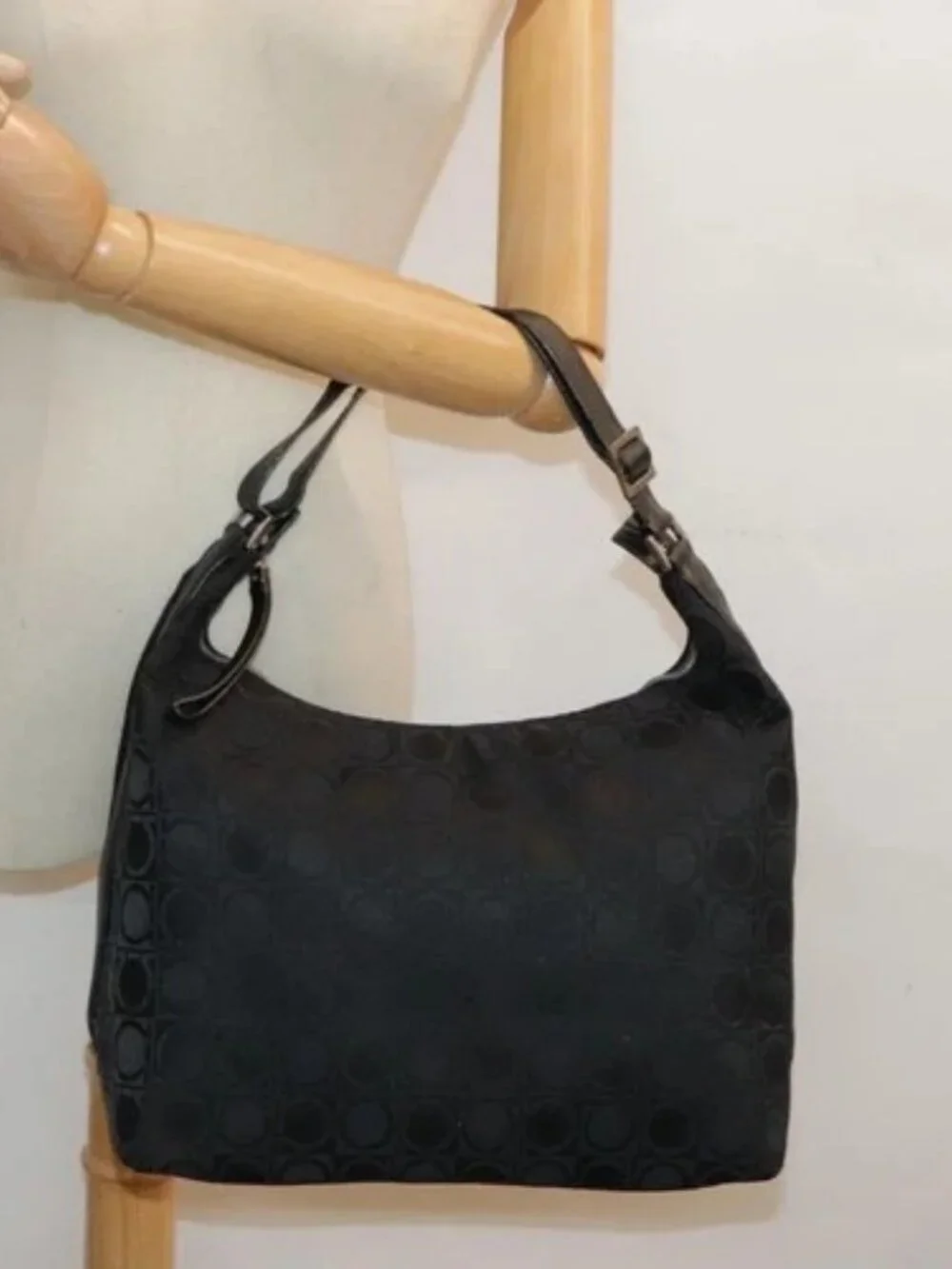 Salvatore Ferragamo Gancini Shoulder Bag Nylon Black Silver Auth bs18811